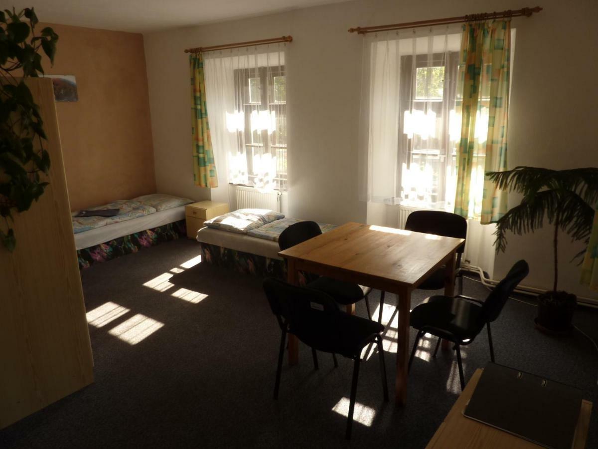 Penzion U Blanice Husinec  Bagian luar foto